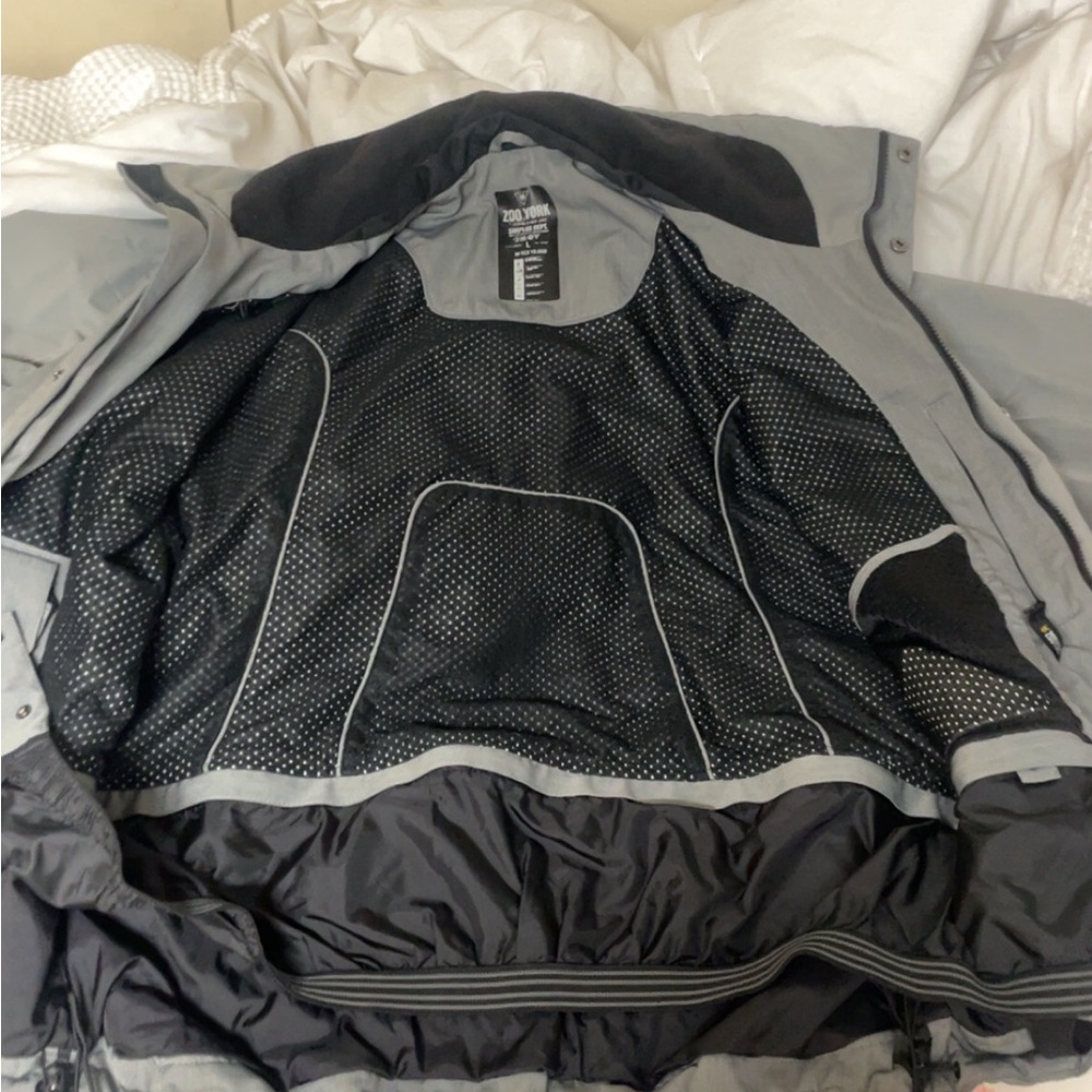 Men's Gray Jacket